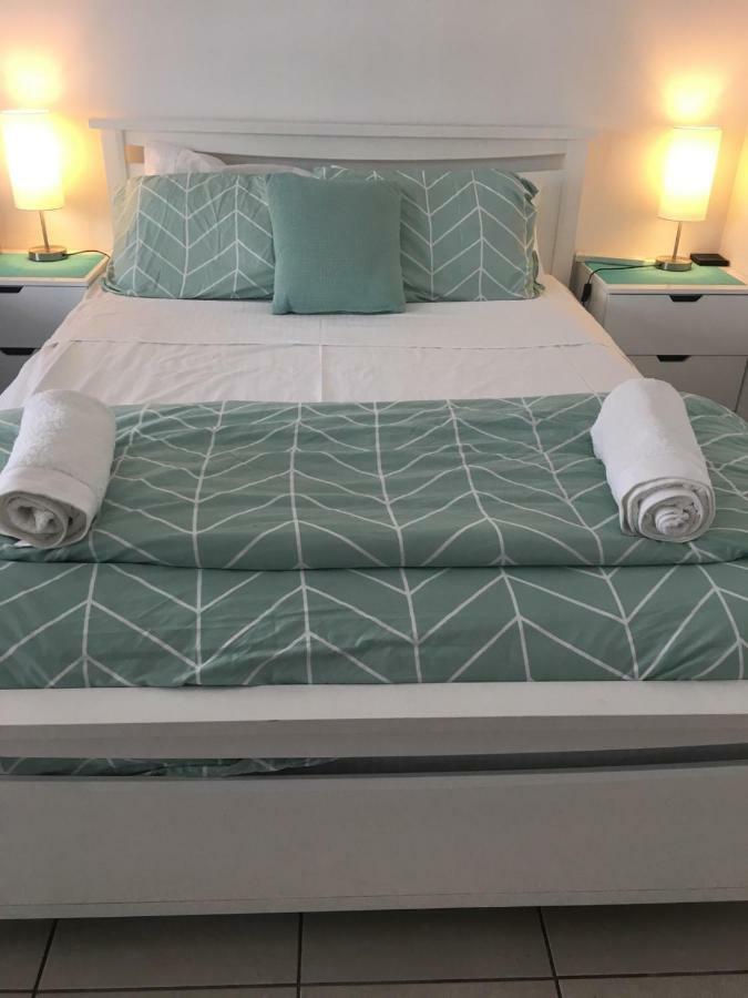Apartment In Dolphin Heads Eimeo ภายนอก รูปภาพ